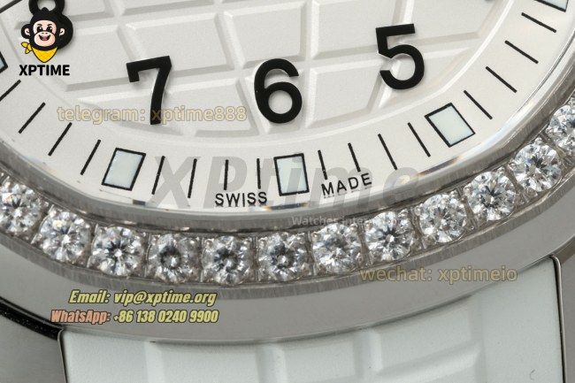 Aquanaut Lady 5067 35.6mm ZF White/Numerals on SS/RU Quartz Aquanaut Lady 5067 35.6mm ZF White/Numerals on SS/RU Quartz
