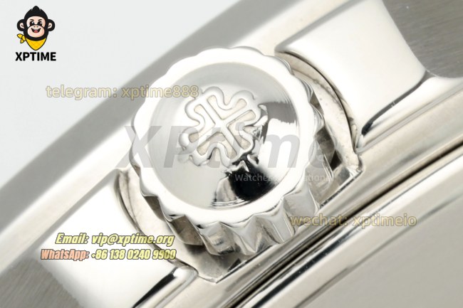 Aquanaut Lady 5067 35.6mm ZF Green/Numerals on SS/RU Quartz Aquanaut Lady 5067 35.6mm ZF Green/Numerals on SS/RU Quartz
