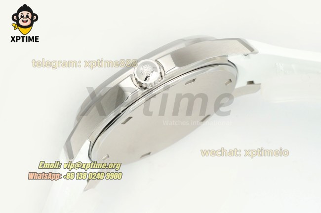 Aquanaut Lady 5067 35.6mm ZF White/Numerals on SS/RU Quartz Aquanaut Lady 5067 35.6mm ZF White/Numerals on SS/RU Quartz