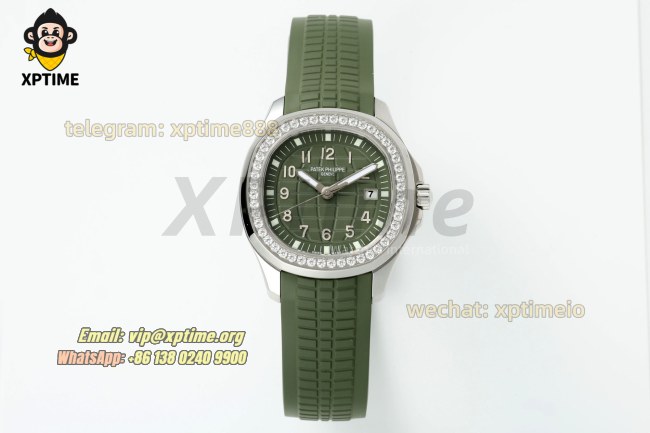 Aquanaut Lady 5067 35.6mm ZF Green/Numerals on SS/RU Quartz Aquanaut Lady 5067 35.6mm ZF Green/Numerals on SS/RU Quartz