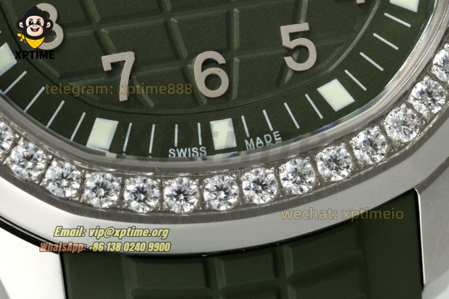 Aquanaut Lady 5067 35.6mm ZF Green/Numerals on SS/RU Quartz Aquanaut Lady 5067 35.6mm ZF Green/Numerals on SS/RU Quartz