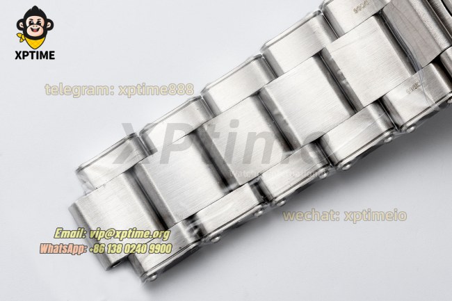 Black Bay M79230N 41mm ZF Black/Dot on SS/SS Bracelet A2824 Black Bay M79230N 41mm ZF Black/Dot on SS/SS Bracelet A2824