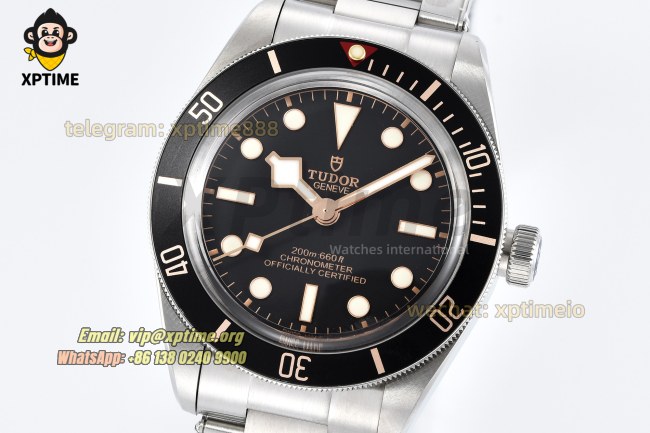 Black Bay Fifty Eight 39mm ZF Black/Dot on SS/SS Bracelet V2 A2824 Black Bay Fifty Eight 39mm ZF Black/Dot on SS/SS Bracelet V2 A2824