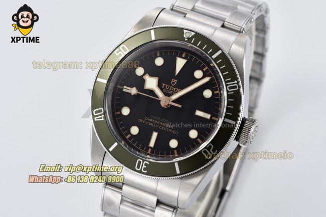Heritage Black Bay 41mm ZF Black/Dot on SS/SS Bracelet A2824 Heritage Black Bay 41mm ZF Black/Dot on SS/SS Bracelet A2824