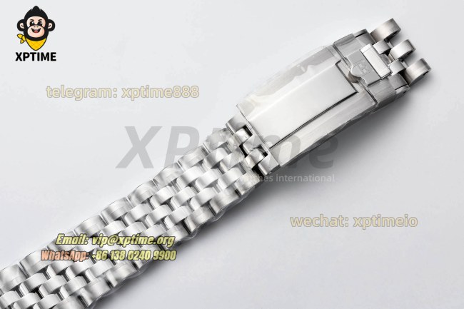 Black Bay 2024 41mm ZF Black/Dot on SS/SS Bracelet A2824 Black Bay 2024 41mm ZF Black/Dot on SS/SS Bracelet A2824