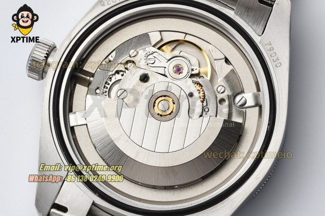 Black Bay Fifty Eight 39mm ZF Black/Dot on SS/SS Bracelet V2 A2824 Black Bay Fifty Eight 39mm ZF Black/Dot on SS/SS Bracelet V2 A2824
