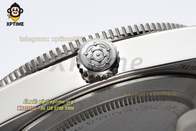 Black Bay M79000N 37mm ZF Black/Dot on SS/SS Bracelet A2824 Black Bay M79000N 37mm ZF Black/Dot on SS/SS Bracelet A2824