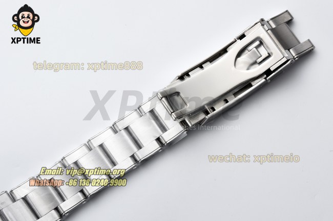 Black Bay M79000N 37mm ZF Black/Dot on SS/SS Bracelet A2824 Black Bay M79000N 37mm ZF Black/Dot on SS/SS Bracelet A2824