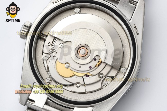Black Bay M79000N 37mm ZF Black/Dot on SS/SS Bracelet A2824 Black Bay M79000N 37mm ZF Black/Dot on SS/SS Bracelet A2824