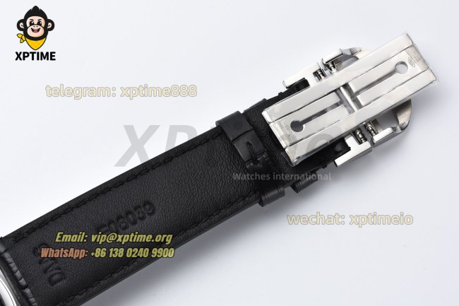 Portugieser Chrono IW371605 41mm ZF White/Numeral on SS/LE Strap A69355 Portugieser Chrono IW371605 41mm ZF White/Numeral on SS/LE Strap A69355