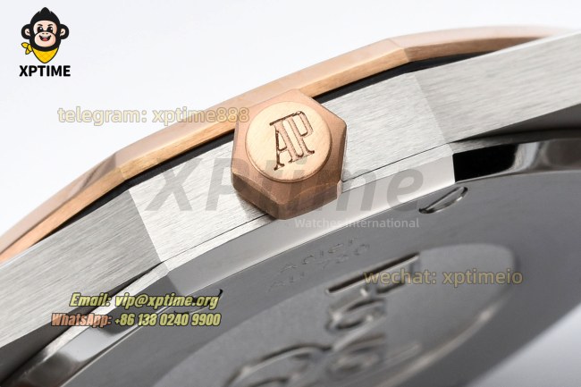 Royal Oak Ladies 67650 33mm ZF White/Stick on RG/SS Bracelet Swiss Quartz Royal Oak Ladies 67650 33mm ZF White/Stick on RG/SS Bracelet Swiss Quartz
