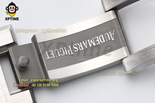 Royal Oak Ladies 67650 33mm ZF White/Stick on RG/SS Bracelet Swiss Quartz Royal Oak Ladies 67650 33mm ZF White/Stick on RG/SS Bracelet Swiss Quartz