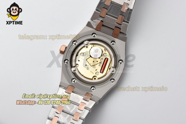 Royal Oak Ladies 67650 33mm ZF White/Stick on RG/SS Bracelet Swiss Quartz Royal Oak Ladies 67650 33mm ZF White/Stick on RG/SS Bracelet Swiss Quartz