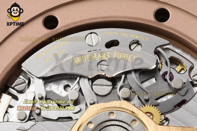 Royal Oak Chrono 26239OR 41mm ZF White/Stick on RG/RG Bracelet SH4401 Super Clone Royal Oak Chrono 26239OR 41mm ZF White/Stick on RG/RG Bracelet SH4401 Super Clone