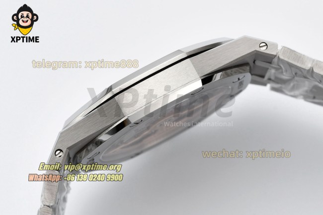 Royal Oak 15202 39mm ZF Blue/Stick on SS/SS Bracelet Cal.2121 Royal Oak 15202 39mm ZF Blue/Stick on SS/SS Bracelet Cal.2121
