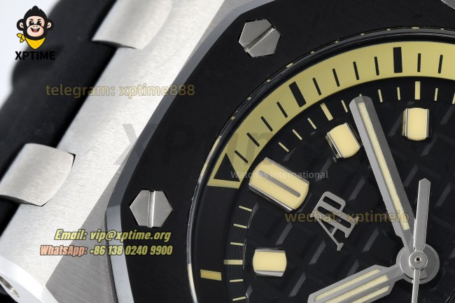 Royal Oak Offshore Diver 15720 42mm ZF Black/Stick on SS/RU Strap A4308 Royal Oak Offshore Diver 15720 42mm ZF Black/Stick on SS/RU Strap A4308