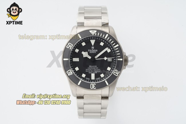 Pelagos 2016 42mm XF Black/Box Markers on TI/TI Bracelet A2824 Pelagos 2016 42mm XF Black/Box Markers on TI/TI Bracelet A2824