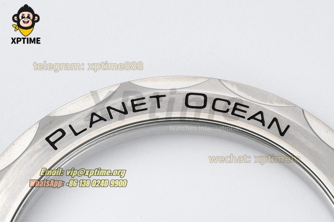 Planet Ocean 600M 39.5mm VSF White/Stick on SS/SS Bracelet A8800 Super Clone Planet Ocean 600M 39.5mm VSF White/Stick on SS/SS Bracelet A8800 Super Clone