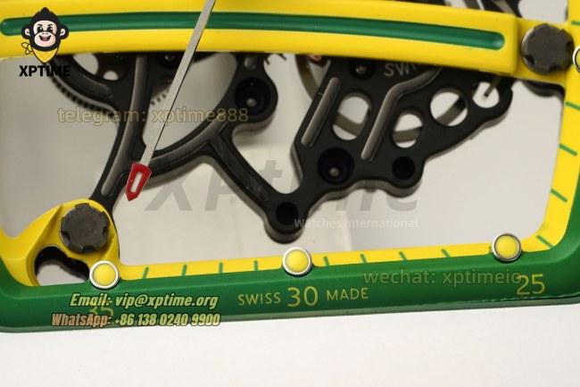 RM61-01 43mm APSF Sketelon/Green on CER/RU Strap RMUL2 RM61-01 43mm APSF Sketelon/Green on CER/RU Strap RMUL2